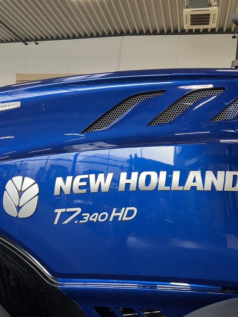 Traktor des Typs New Holland T7.340 HD, Gebrauchtmaschine in Maribo (Bild 4)