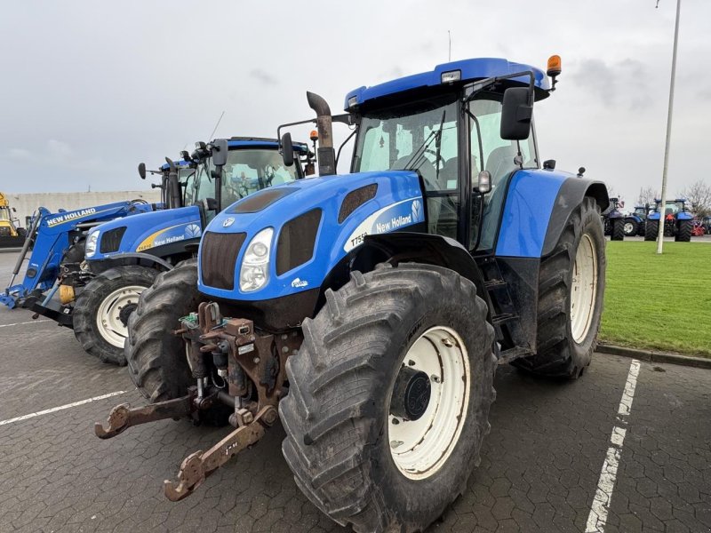 Traktor от тип New Holland T7550, Gebrauchtmaschine в Hadsten (Снимка 1)
