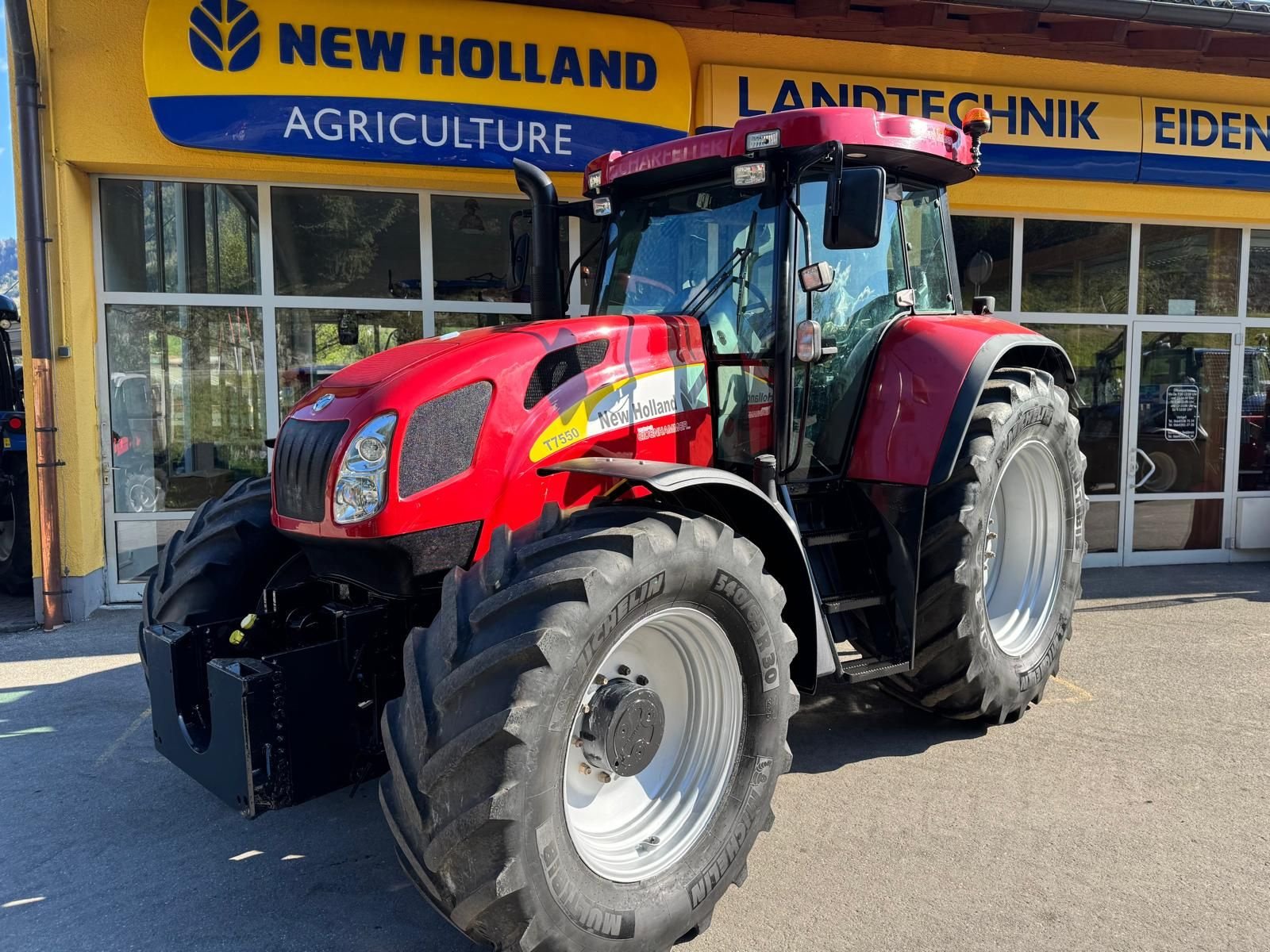 Traktor Türe ait New Holland T7550, Gebrauchtmaschine içinde Burgkirchen (resim 1)