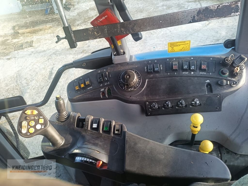 Traktor des Typs New Holland T7550, Gebrauchtmaschine in Altenfelden (Bild 3)