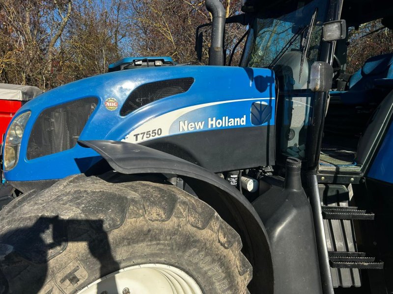 Traktor Türe ait New Holland T7550, Gebrauchtmaschine içinde Könnern