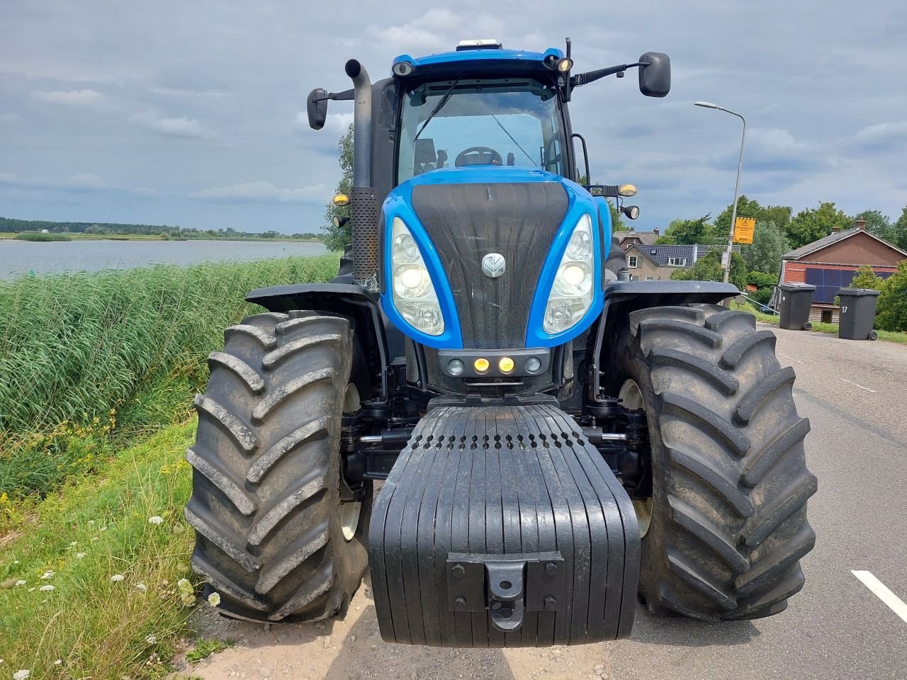 Traktor типа New Holland T8 390, Gebrauchtmaschine в Ouderkerk aan den IJssel (Фотография 4)