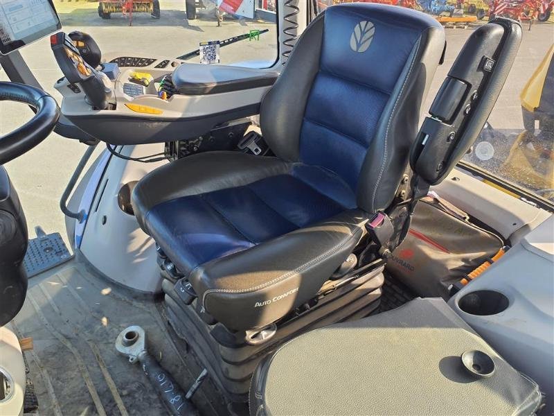 Traktor des Typs New Holland T8-410AC, Gebrauchtmaschine in ANTIGNY (Bild 9)