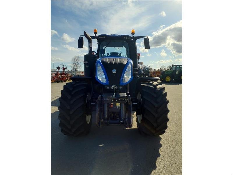 Traktor des Typs New Holland T8-410AC, Gebrauchtmaschine in ANTIGNY (Bild 2)