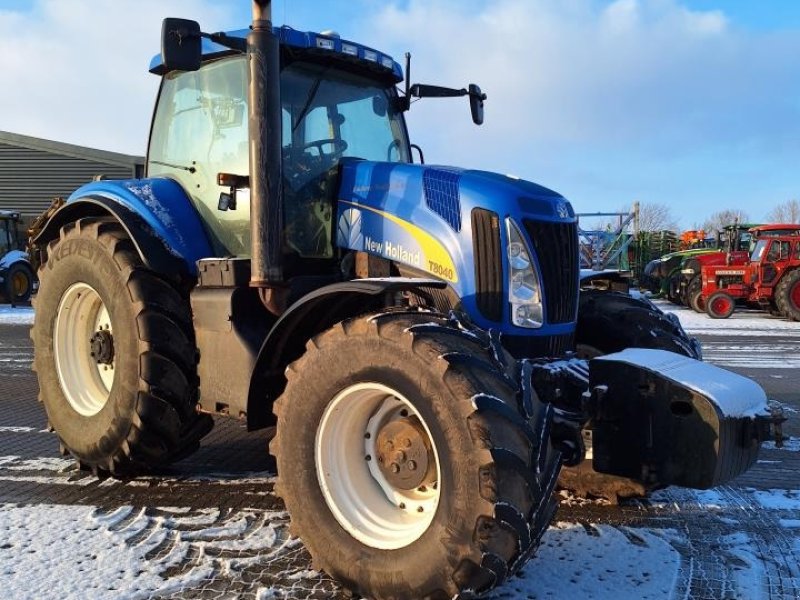 Traktor del tipo New Holland T8040 TG, Gebrauchtmaschine en Maribo