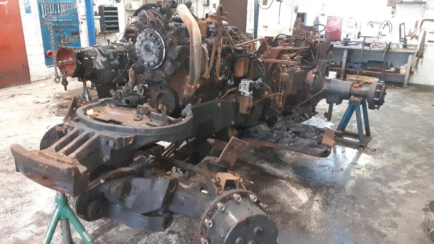 Traktor tipa New Holland T8040, Gebrauchtmaschine u Viborg (Slika 4)