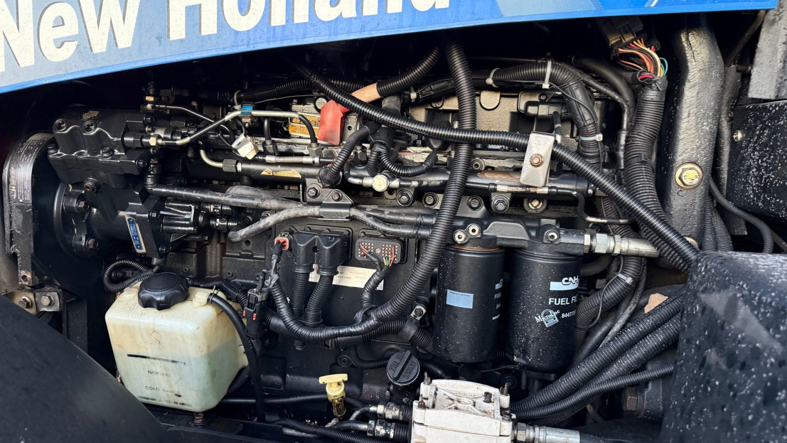 Traktor del tipo New Holland T8050, Gebrauchtmaschine en Hadsten (Imagen 12)