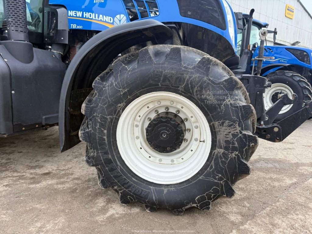Traktor типа New Holland T8.300 AC, Gebrauchtmaschine в FRESNAY LE COMTE (Фотография 10)