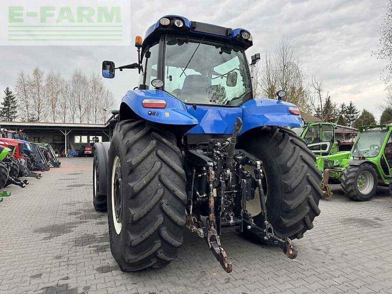 Traktor типа New Holland t8.330 ultra command, Gebrauchtmaschine в DAMAS?AWEK (Фотография 8)