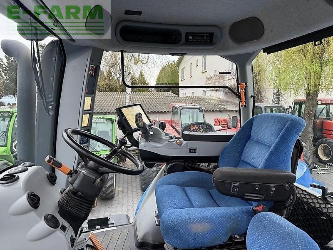 Traktor tip New Holland t8.330 ultra command, Gebrauchtmaschine in DAMAS?AWEK (Poză 11)