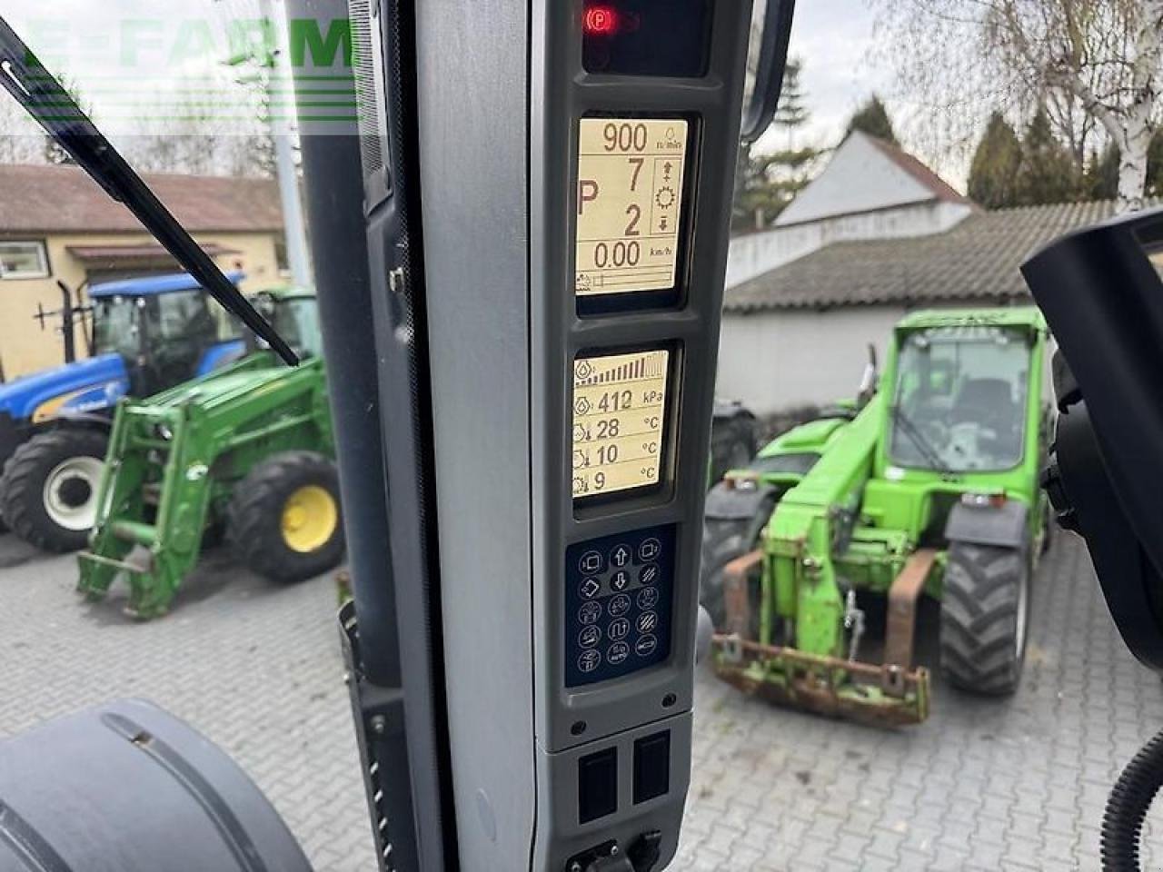 Traktor tip New Holland t8.330 ultra command, Gebrauchtmaschine in DAMAS?AWEK (Poză 16)