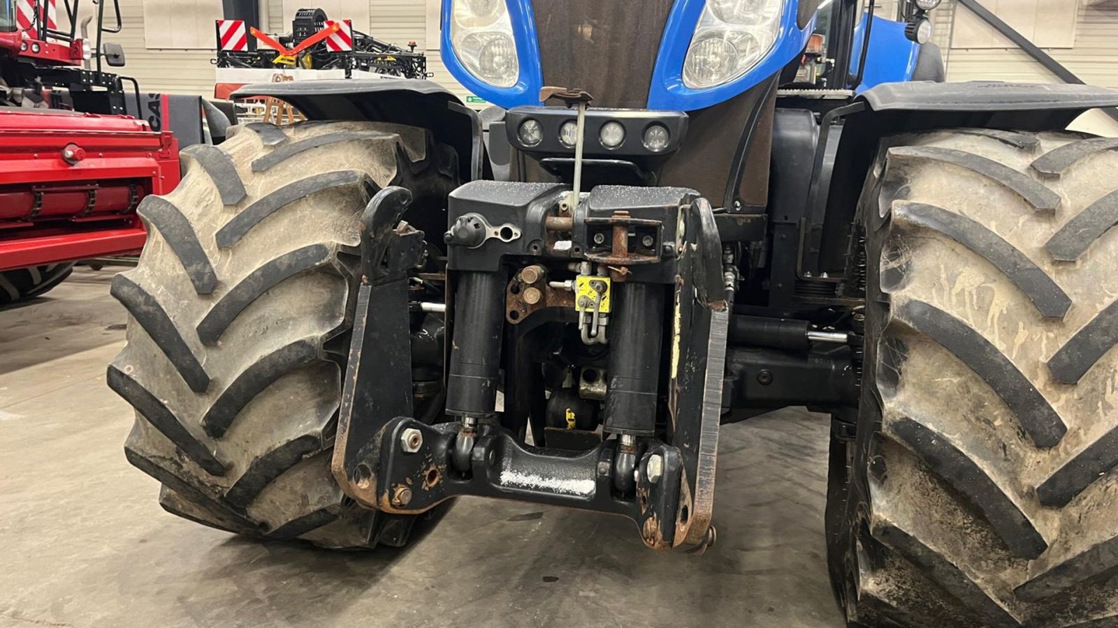 Traktor of the type New Holland T8.330, Gebrauchtmaschine in Horsens (Picture 7)