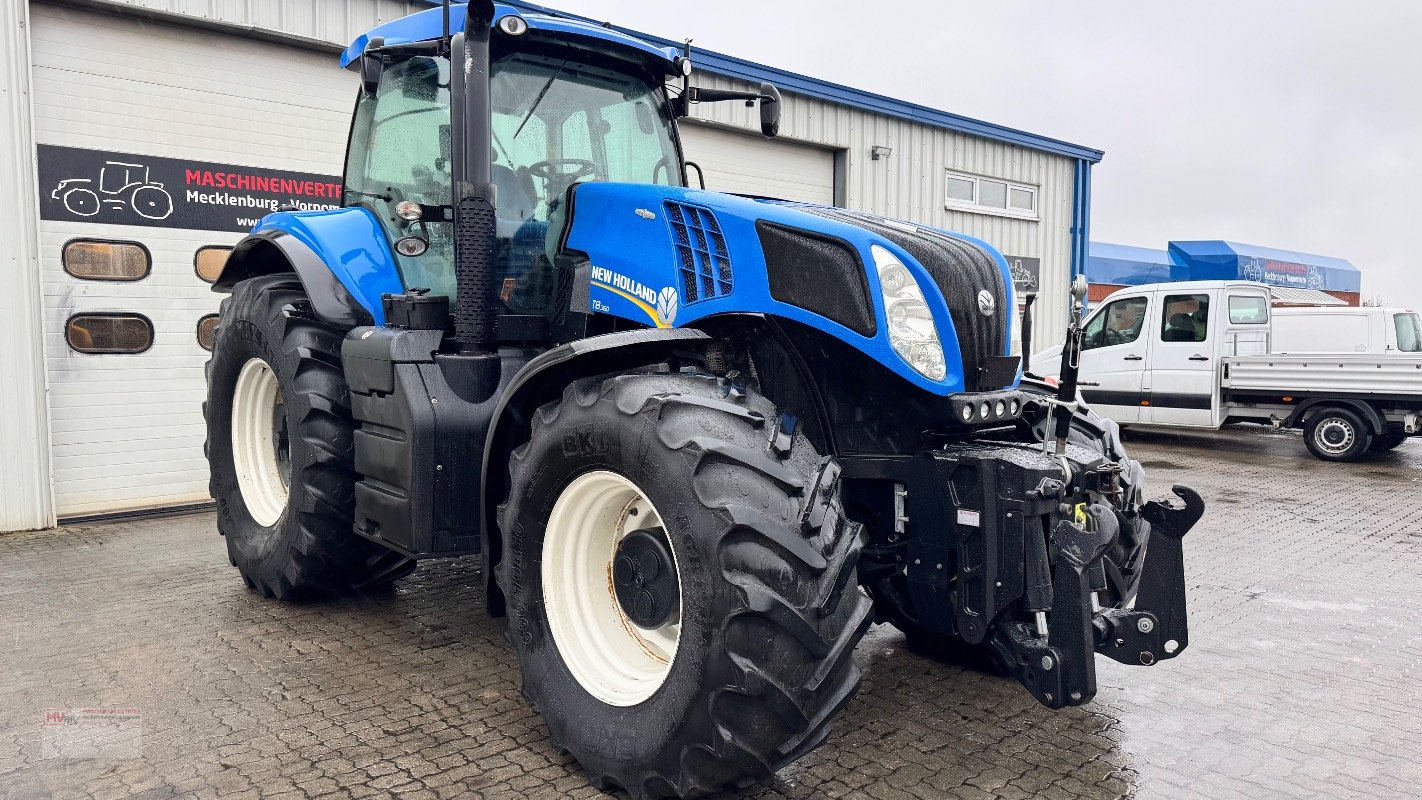 Traktor типа New Holland T8.360 AutoCommand Perfect Condition, Gebrauchtmaschine в Neubrandenburg (Фотография 3)