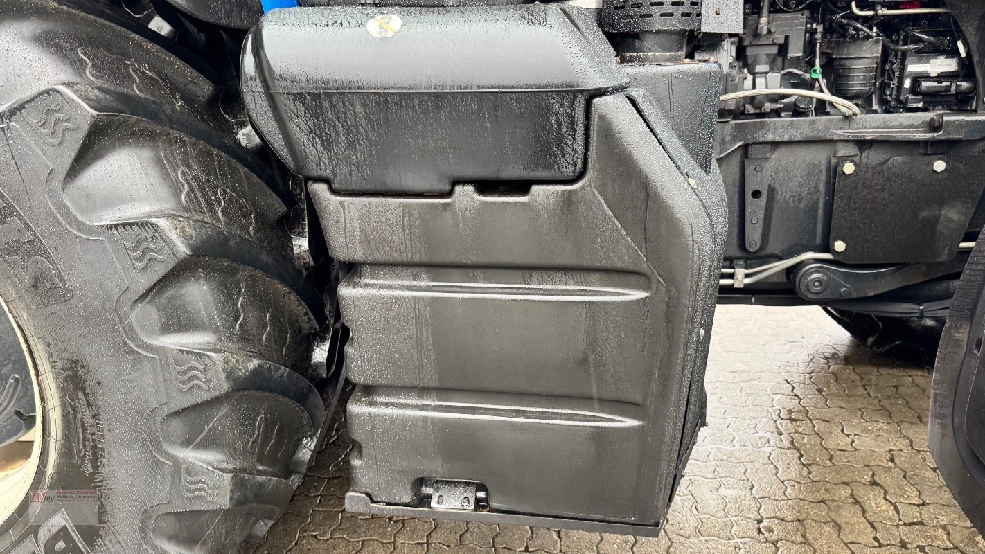 Traktor typu New Holland T8.360 AutoCommand Perfect Condition, Gebrauchtmaschine w Neubrandenburg (Zdjęcie 19)