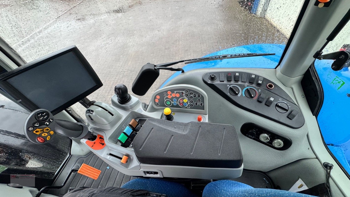 Traktor typu New Holland T8.360 AutoCommand Perfect Condition, Gebrauchtmaschine w Neubrandenburg (Zdjęcie 27)