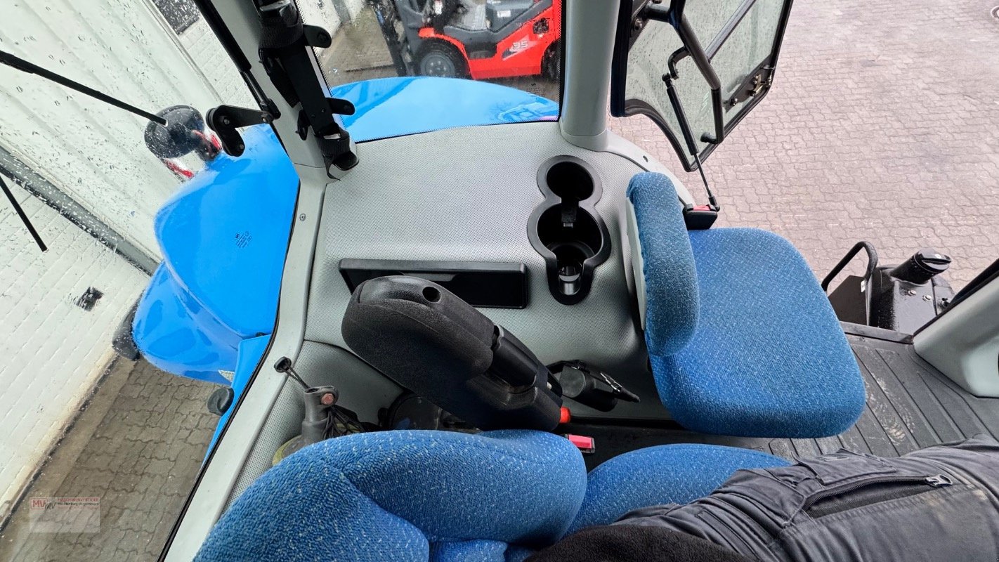Traktor typu New Holland T8.360 AutoCommand Perfect Condition, Gebrauchtmaschine w Neubrandenburg (Zdjęcie 30)