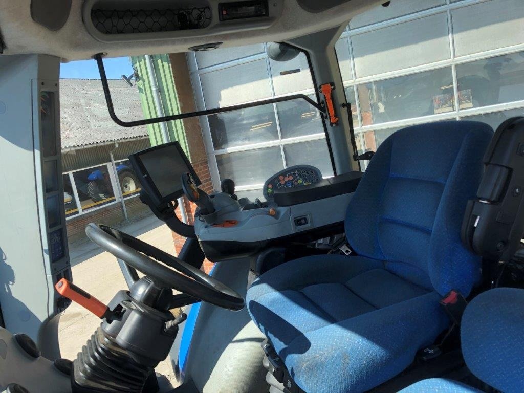 Traktor du type New Holland T8.360 Autocommand, Gebrauchtmaschine en Tinglev (Photo 8)