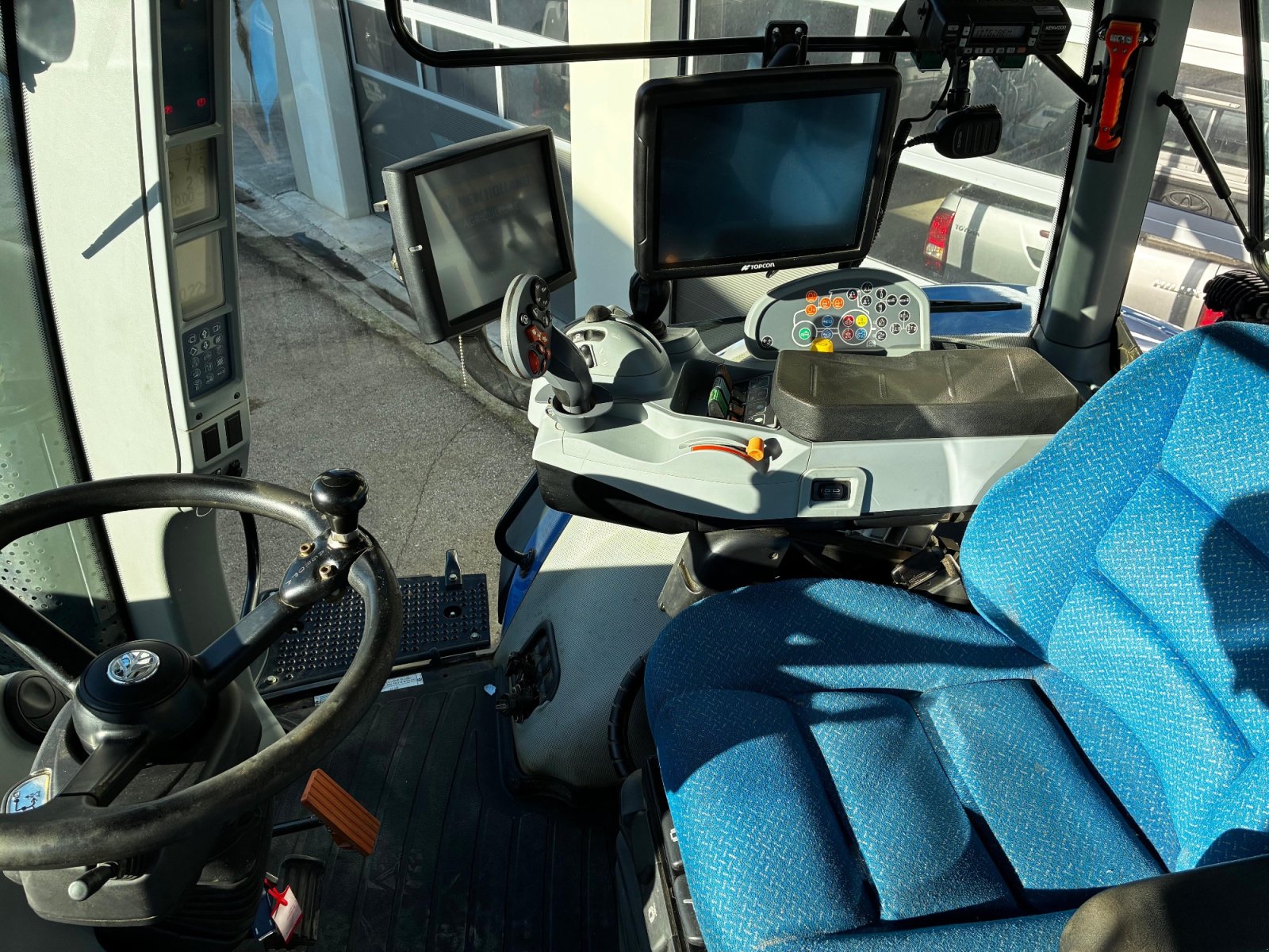 Traktor типа New Holland T8.380, Gebrauchtmaschine в Weißenburg (Фотография 5)