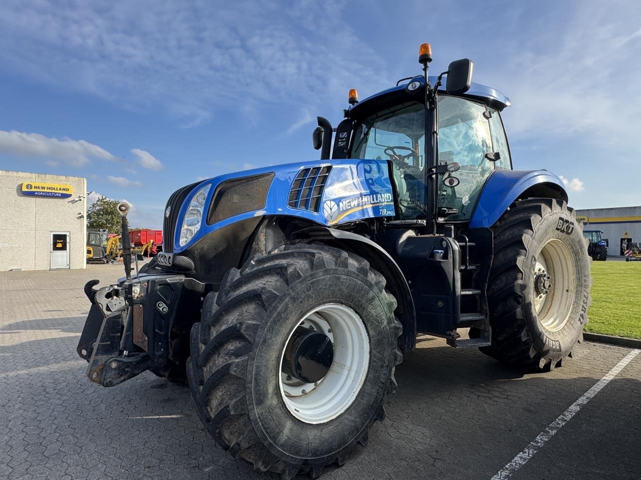 Traktor typu New Holland T8.390, Gebrauchtmaschine v Hadsten (Obrázek 1)