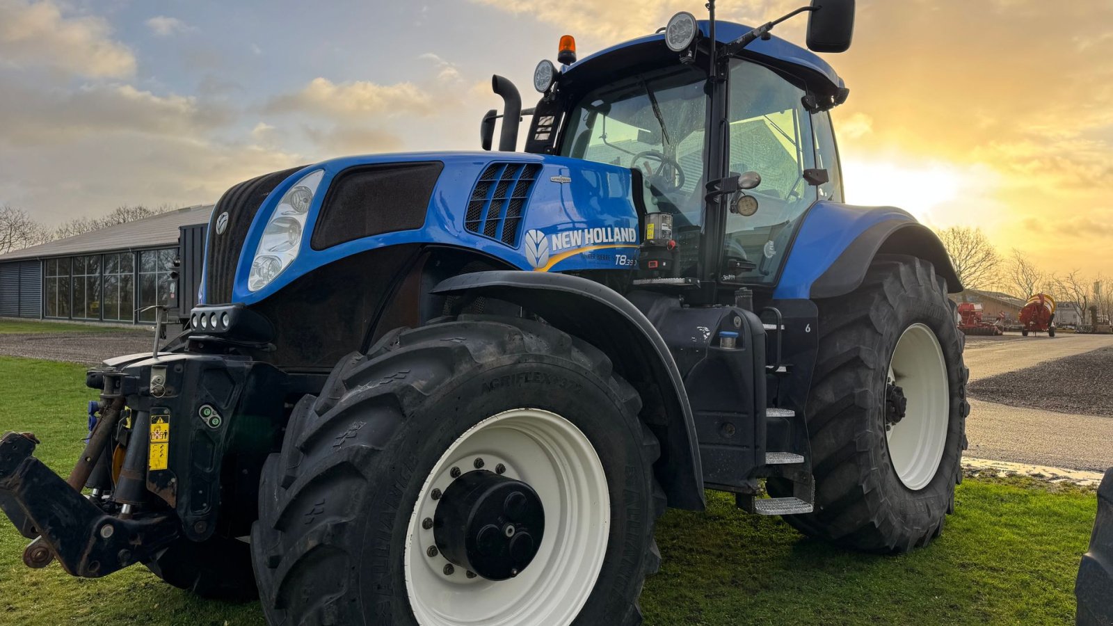 Traktor типа New Holland T8.390, Gebrauchtmaschine в Holstebro (Фотография 2)