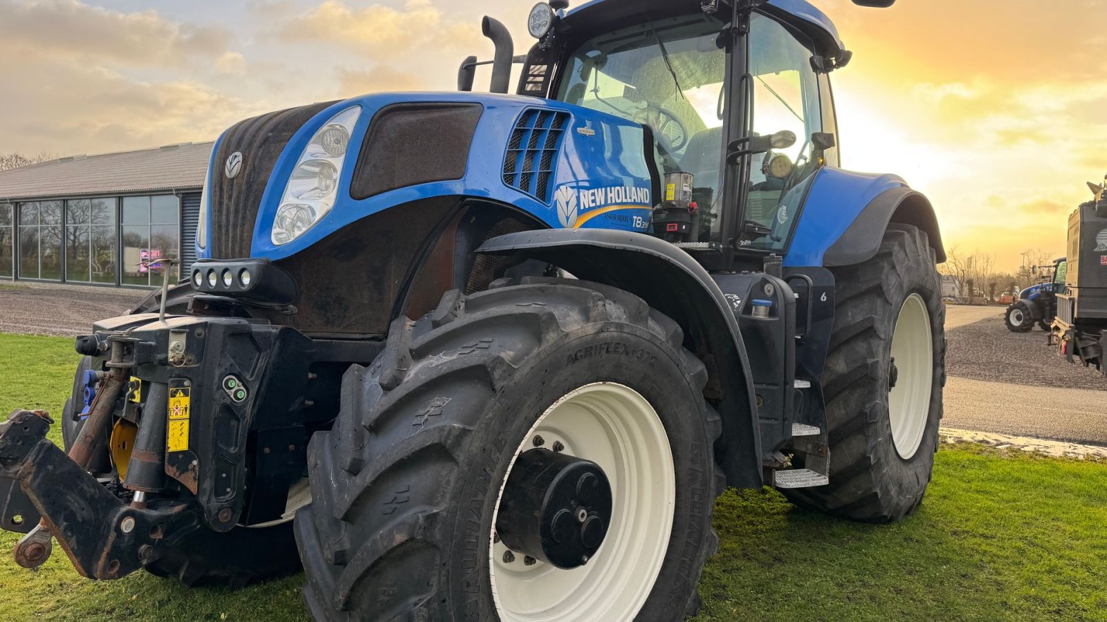 Traktor типа New Holland T8.390, Gebrauchtmaschine в Holstebro (Фотография 1)