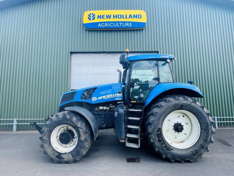 Traktor of the type New Holland T8.390, Gebrauchtmaschine in Middelfart (Picture 1)