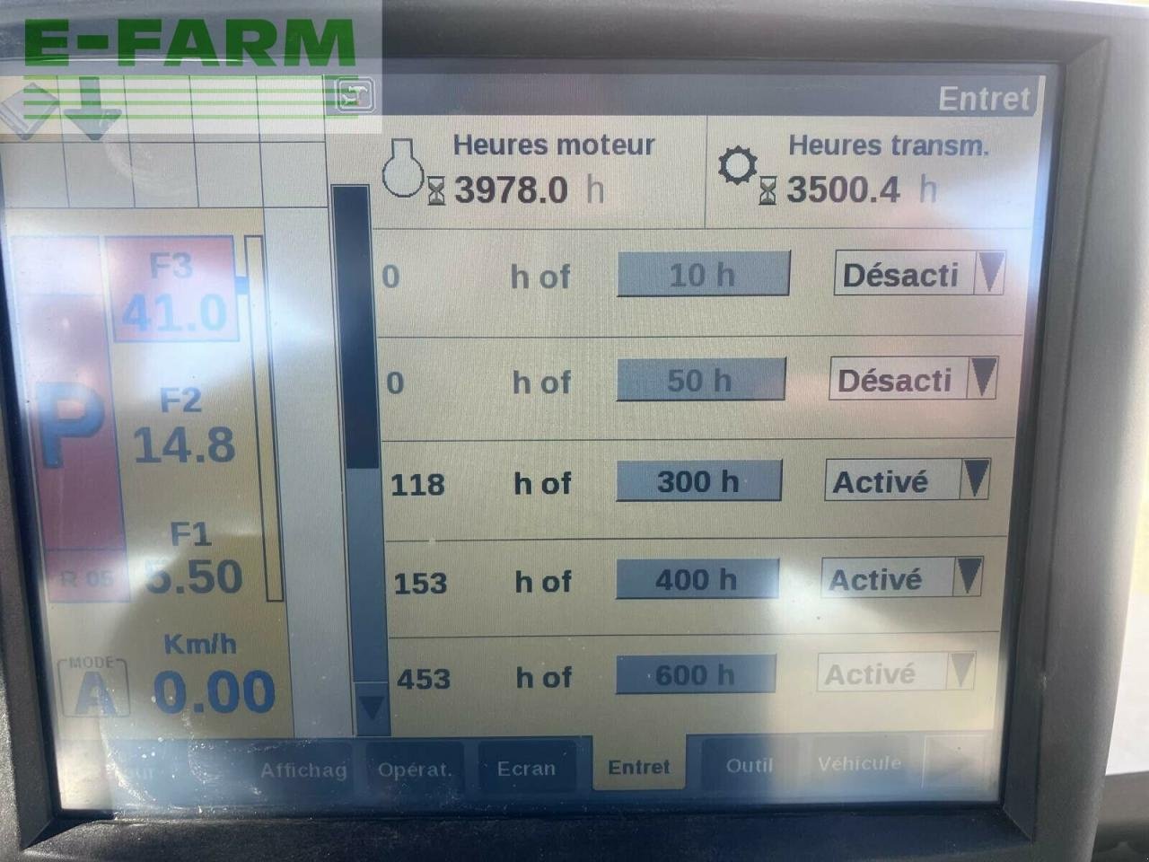 Traktor типа New Holland t8.390, Gebrauchtmaschine в ST ANDIOL (Фотография 10)