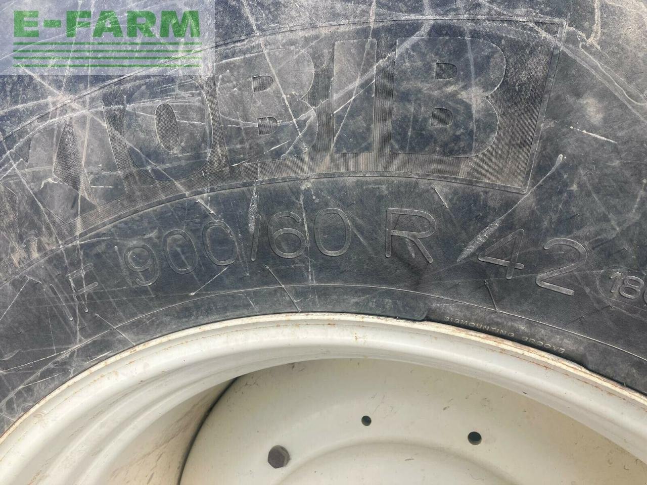 Traktor типа New Holland t8.390, Gebrauchtmaschine в ST ANDIOL (Фотография 15)