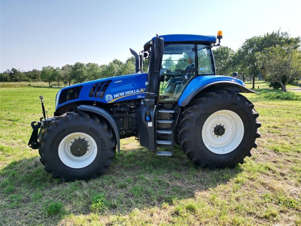 Traktor типа New Holland T8.410 Autocommand med RTK GPS og nye dæk, Gebrauchtmaschine в Skjern (Фотография 2)