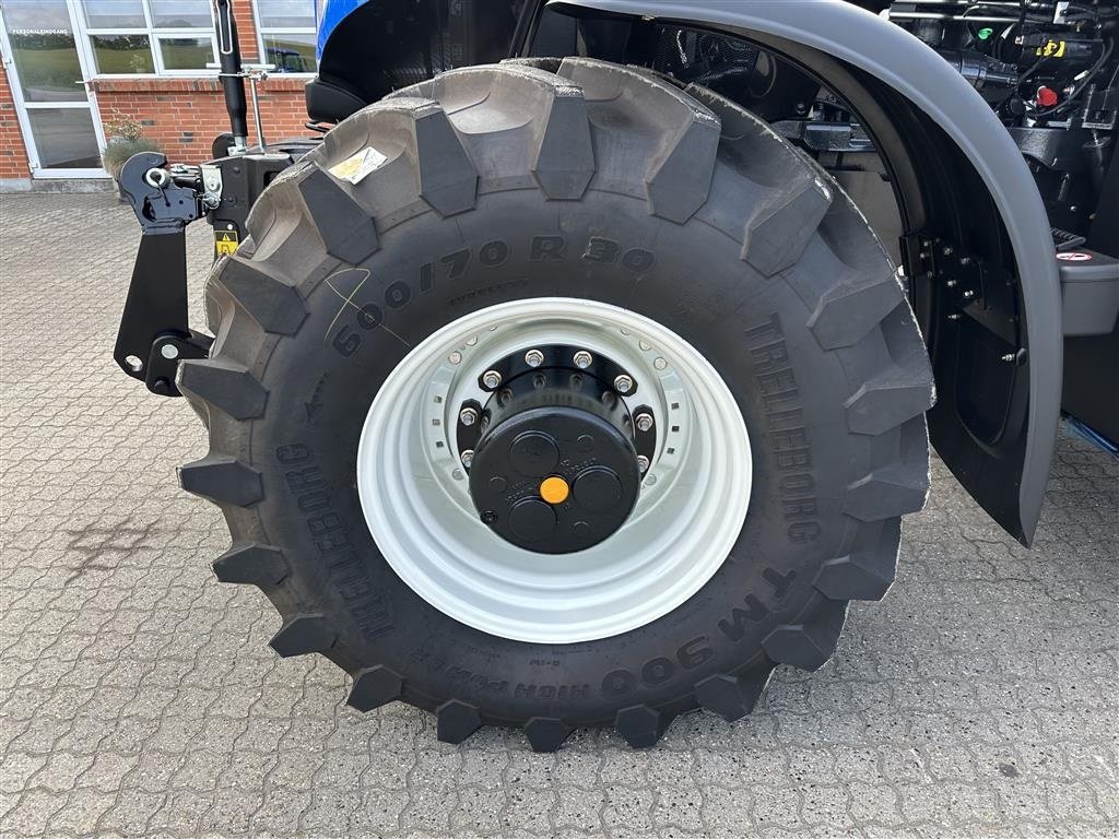 Traktor des Typs New Holland T8.410 PLMI UltraCommand, Gebrauchtmaschine in Gjerlev J. (Bild 10)