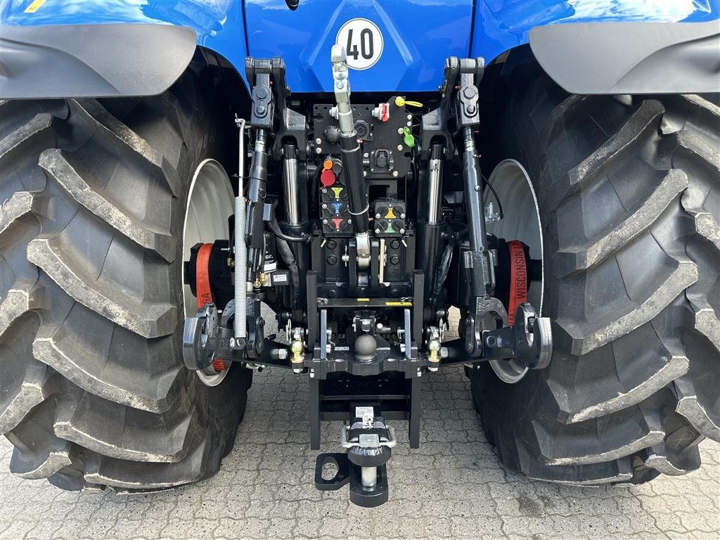 Traktor des Typs New Holland T8.410 PLMI UltraCommand, Gebrauchtmaschine in Gjerlev J. (Bild 13)