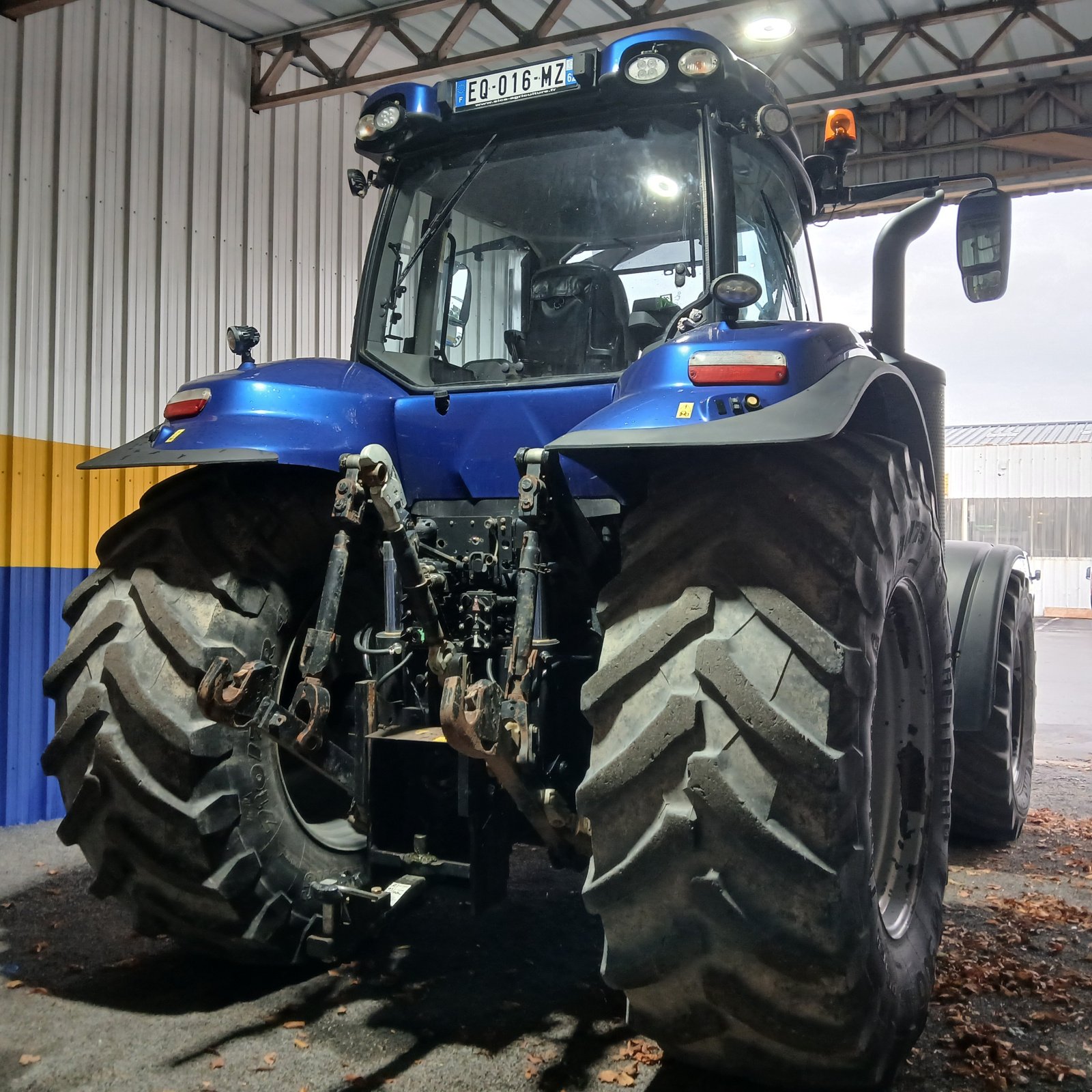 Traktor del tipo New Holland T8.410, Gebrauchtmaschine In HERLIN LE SEC (Immagine 4)