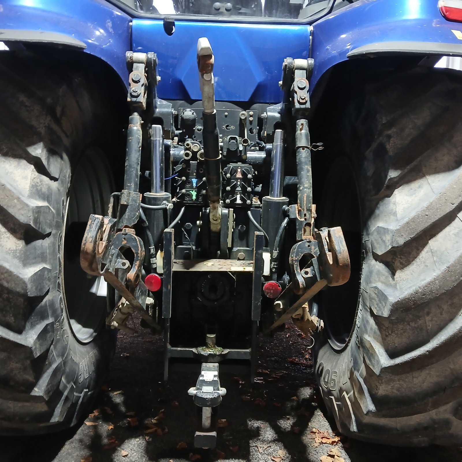 Traktor del tipo New Holland T8.410, Gebrauchtmaschine In HERLIN LE SEC (Immagine 5)