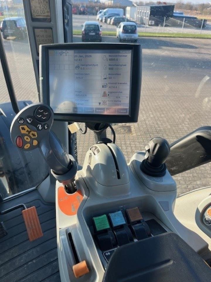 Traktor типа New Holland T8.420, Gebrauchtmaschine в Maribo (Фотография 9)