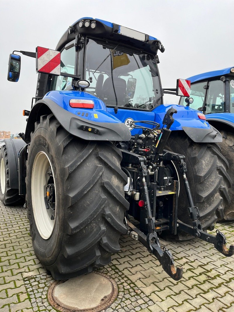 Traktor des Typs New Holland T8.435 AC Stage 5, Vorführmaschine in Ebersbach (Bild 11)