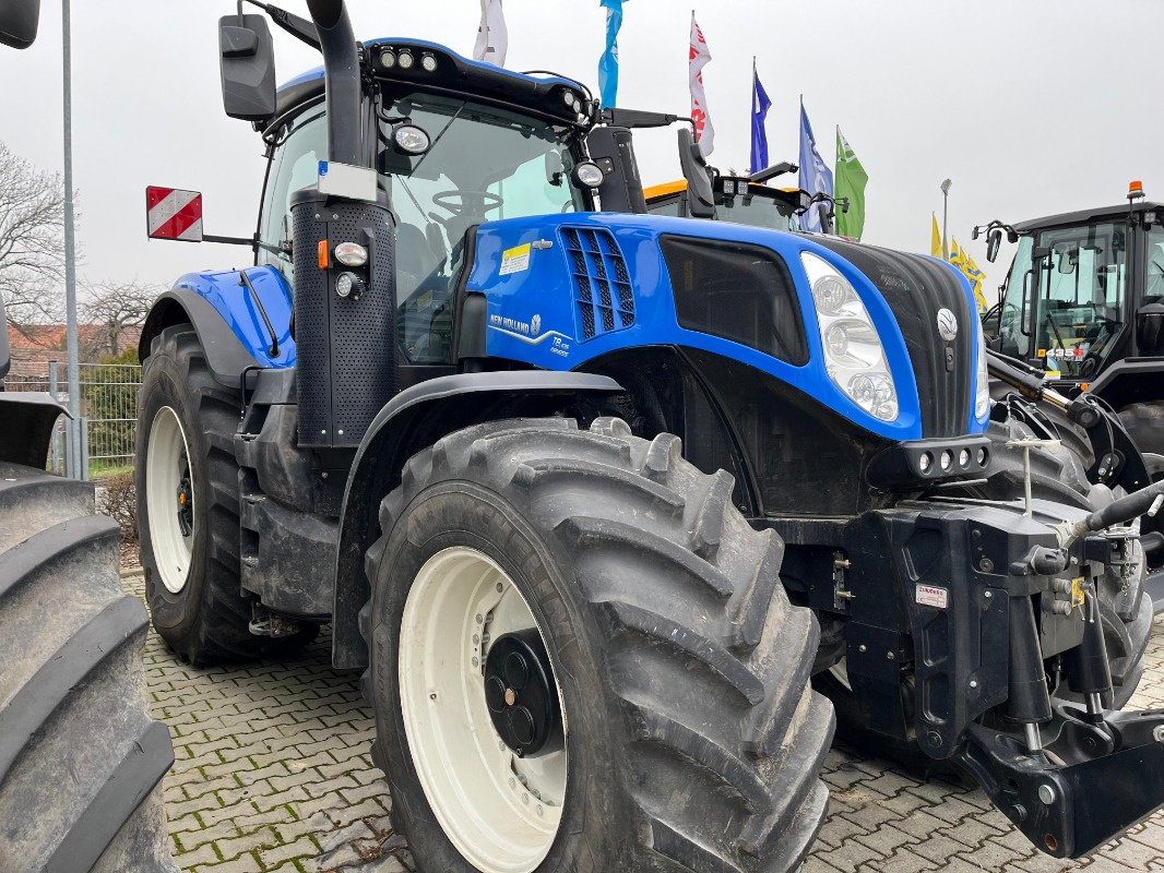 Traktor des Typs New Holland T8.435 AC Stage 5, Vorführmaschine in Ebersbach (Bild 5)