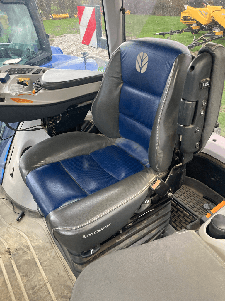 Traktor del tipo New Holland T8.435 GENESIS, Gebrauchtmaschine en CONDE SUR VIRE (Imagen 6)