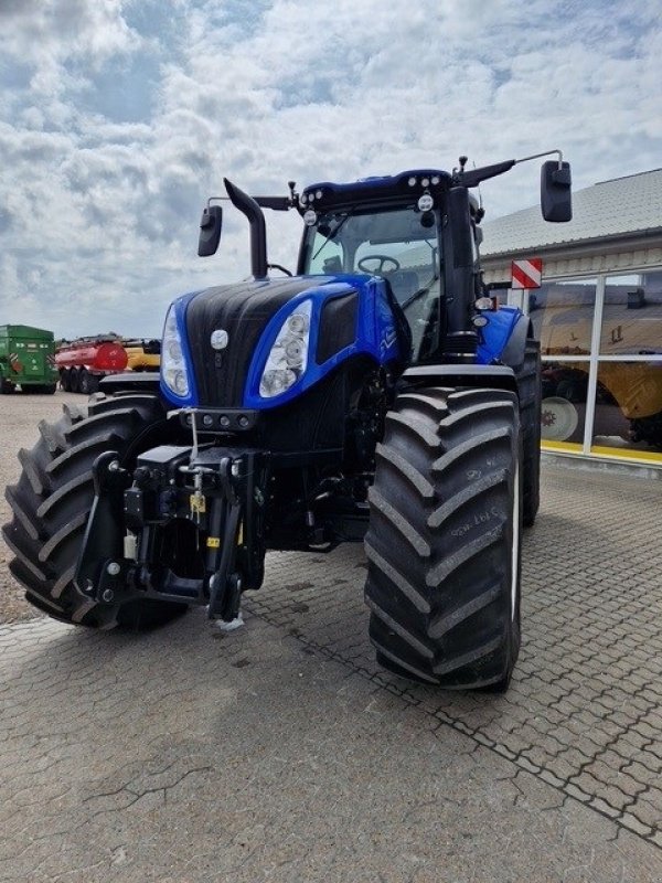 Traktor des Typs New Holland T8.435 PLMI UC ST. V, Gebrauchtmaschine in Thisted (Bild 4)