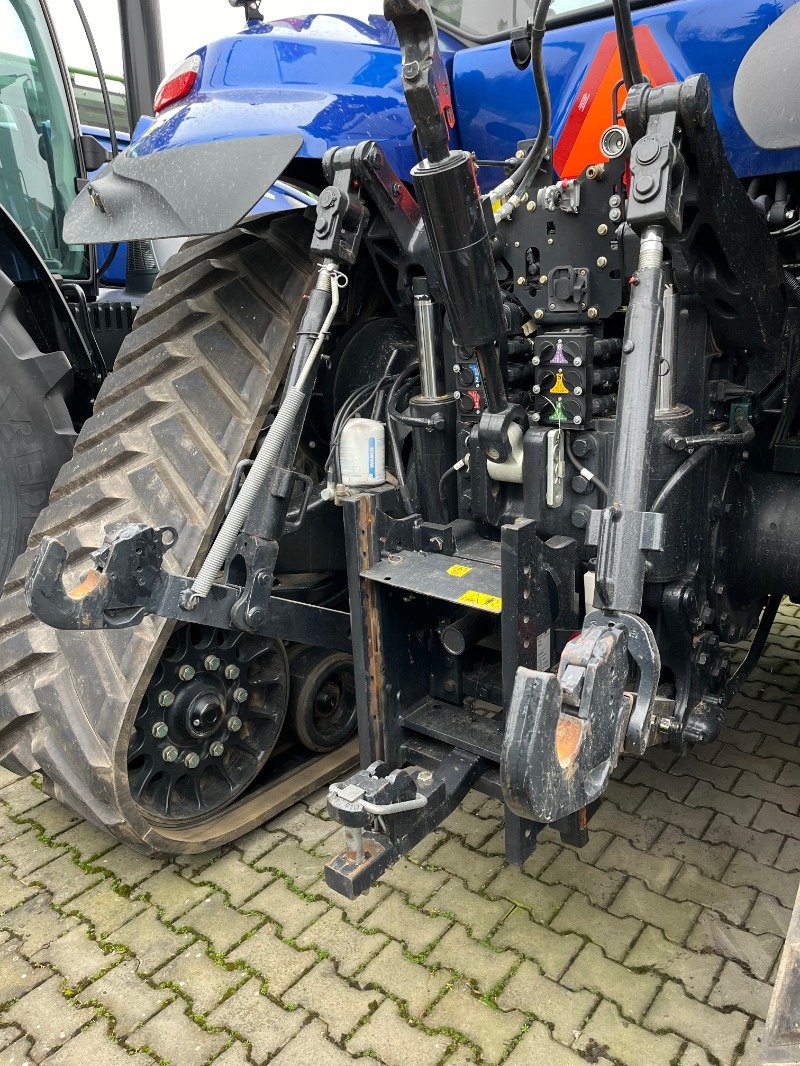 Traktor типа New Holland T8.435 Track AC Stage 5, Vorführmaschine в Ebersbach (Фотография 15)