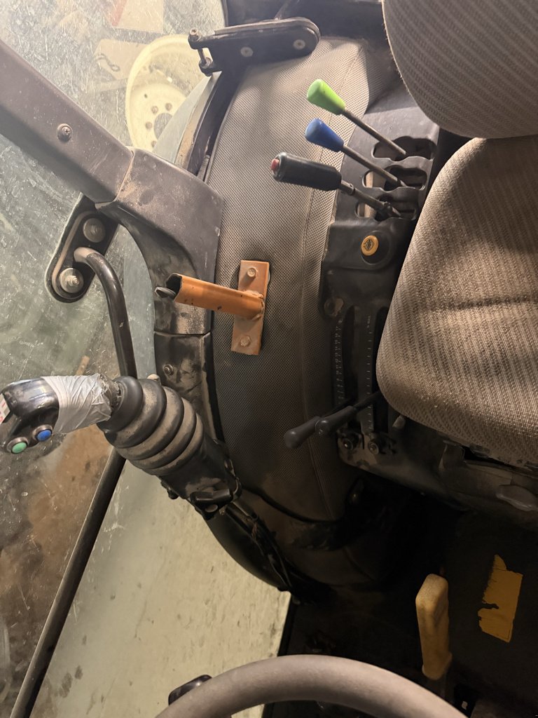 Traktor des Typs New Holland TCE 50, Gebrauchtmaschine in Chauvoncourt (Bild 9)