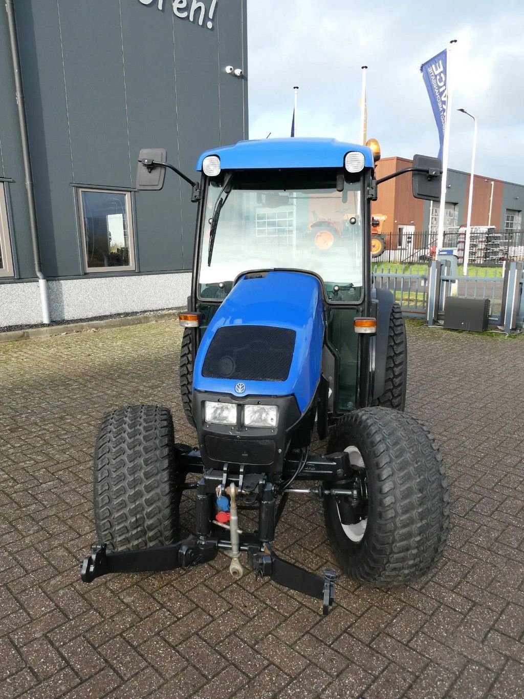 Traktor des Typs New Holland TCE50 4wd / 03113 Draaiuren / Fronthef, Gebrauchtmaschine in Swifterband (Bild 4)
