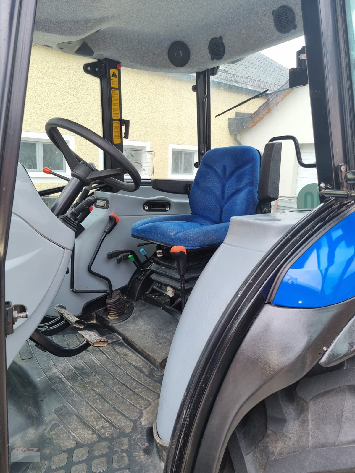 Traktor des Typs New Holland TD 5010, Gebrauchtmaschine in Schwandorf (Bild 11)