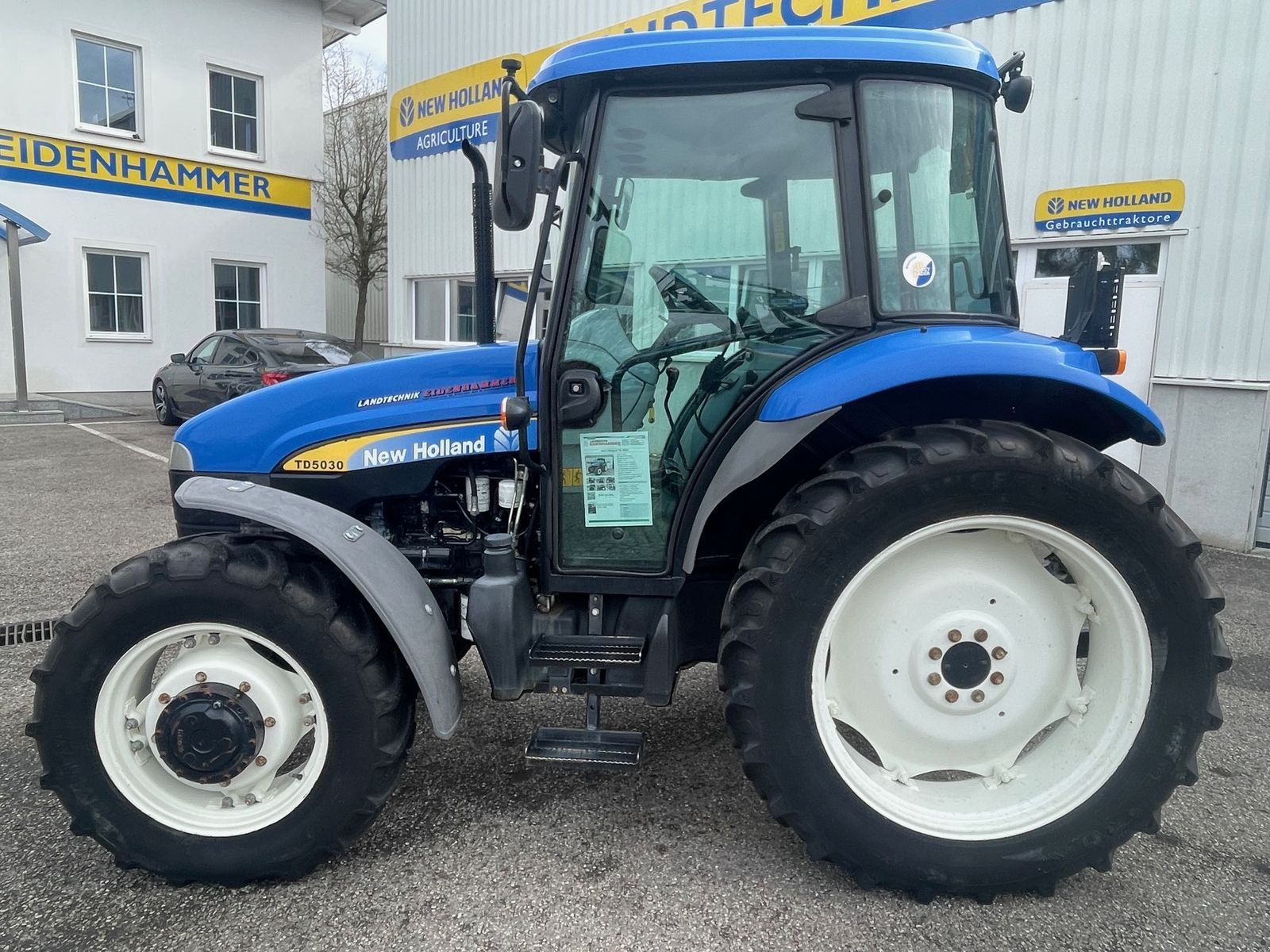 Traktor del tipo New Holland TD 5030, Gebrauchtmaschine en Burgkirchen (Imagen 4)