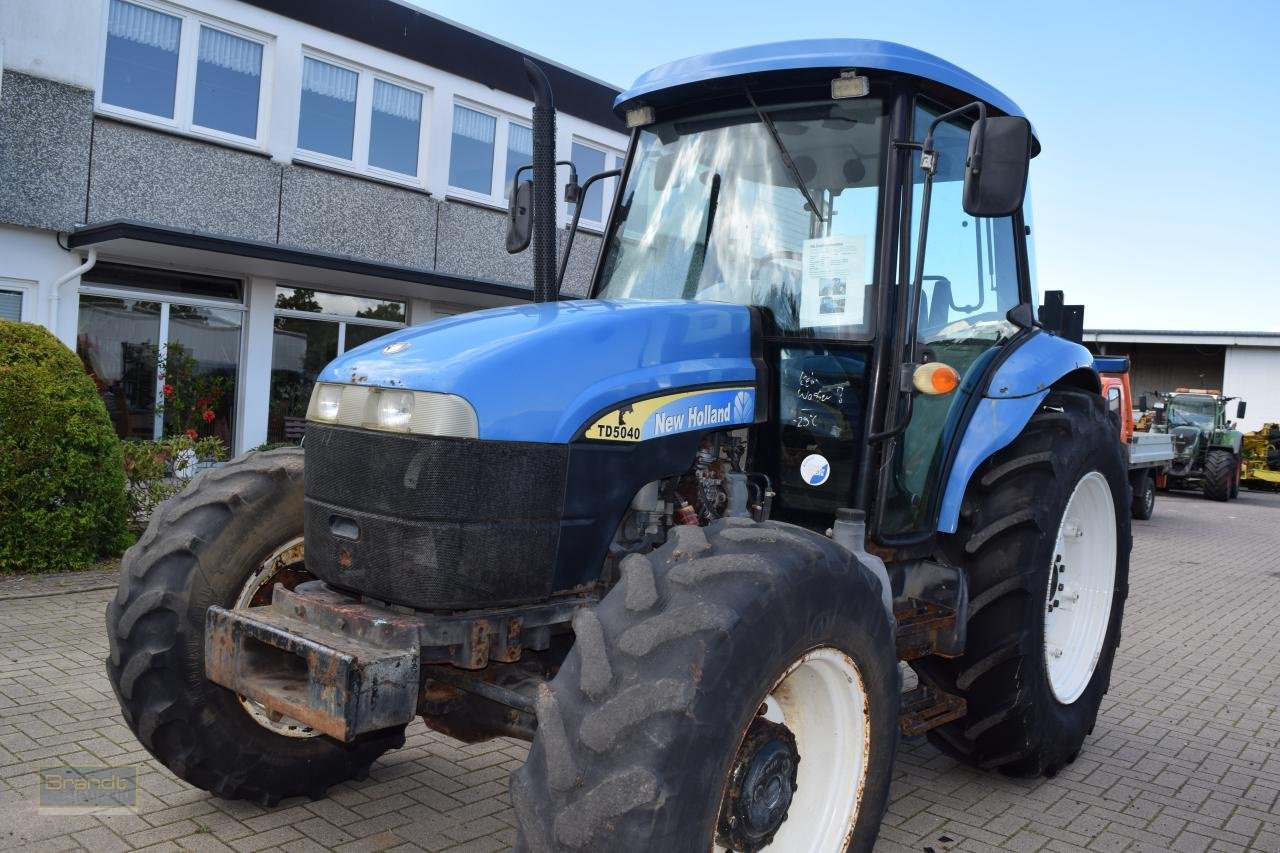 Traktor des Typs New Holland TD 5040, Gebrauchtmaschine in Oyten (Bild 4)