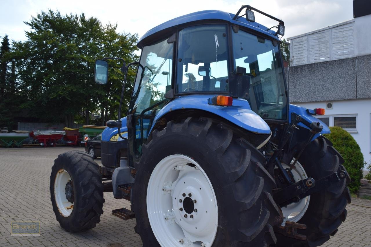 Traktor des Typs New Holland TD 5040, Gebrauchtmaschine in Oyten (Bild 5)