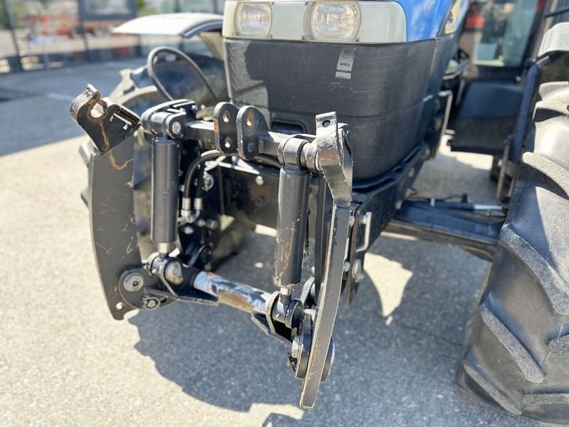 Traktor of the type New Holland TD 5040, Gebrauchtmaschine in St. Marienkirchen (Picture 5)