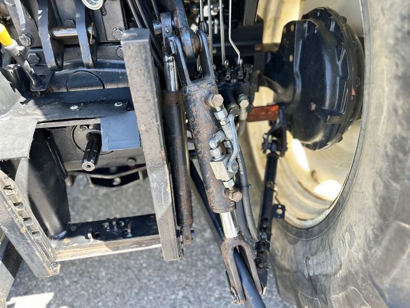 Traktor of the type New Holland TD 5040, Gebrauchtmaschine in St. Marienkirchen (Picture 8)