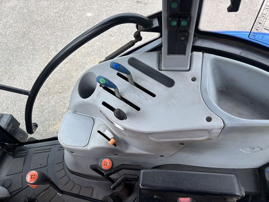 Traktor des Typs New Holland TD 5.115, Gebrauchtmaschine in Heerenveen (Bild 10)