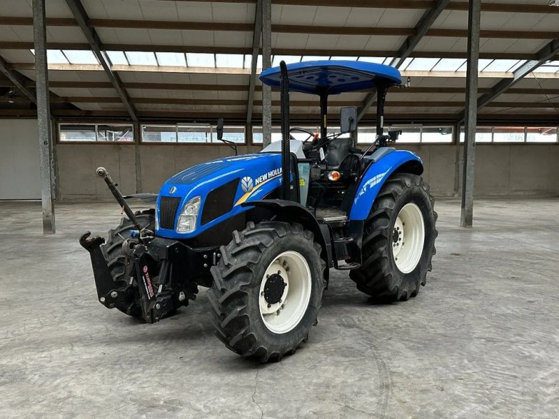 Traktor of the type New Holland TD 5.65 Rops 4-WD, Gebrauchtmaschine in BENNEKOM (Picture 1)