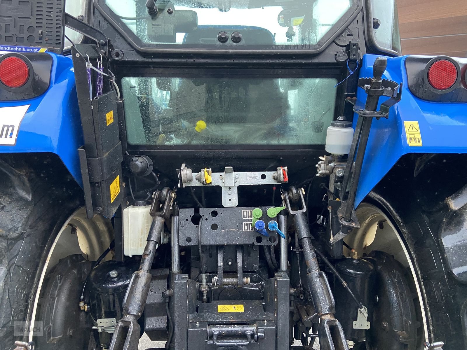 Traktor typu New Holland TD 5.85 + Druckluftbremsanlage, Gebrauchtmaschine v Burgkirchen (Obrázek 9)